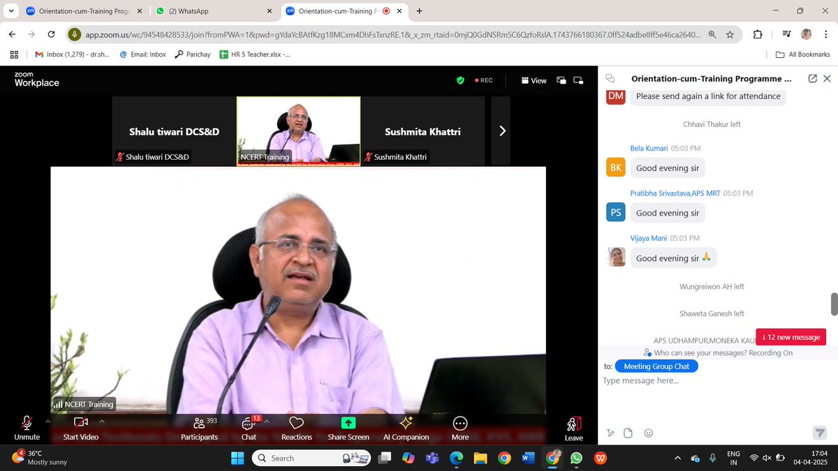 ncert's tweet photo. The valedictory added was delivered by the Director, NCERT, Prof. Dinesh Prasad Saklani. The Officials from @cbseindia29 @KVS_HQ AEES, AWES shared their remarks on the programme.
#ncert #ncerttrainings #teachertrainings #newtextbooks #NEP2020 #nep2020inaction @EduMinOfIndia @ProfSaklani @ssrivastava66 @ap_behera