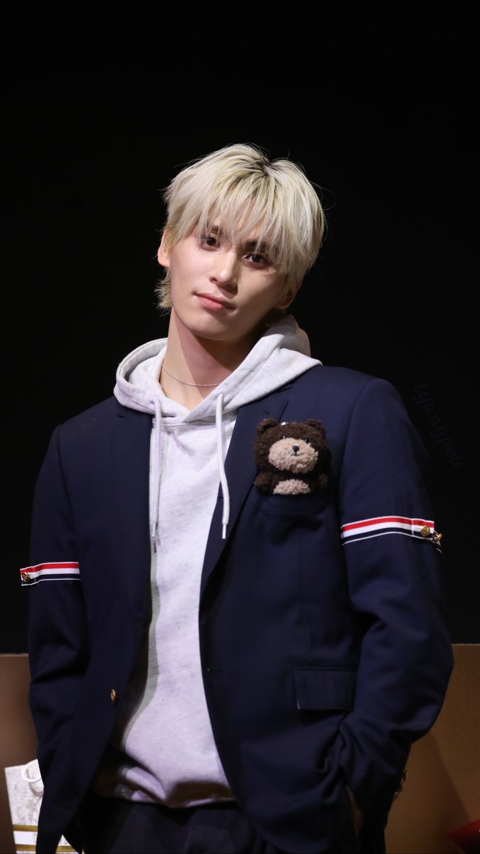 tyangpeu's tweet photo. 250404 애플뮤직 대면
😉
#유태양 #ユテヤン #YOOTAEYANG 
#에스에프나인 #SF9 https://t.co/SJnMAOMHFp