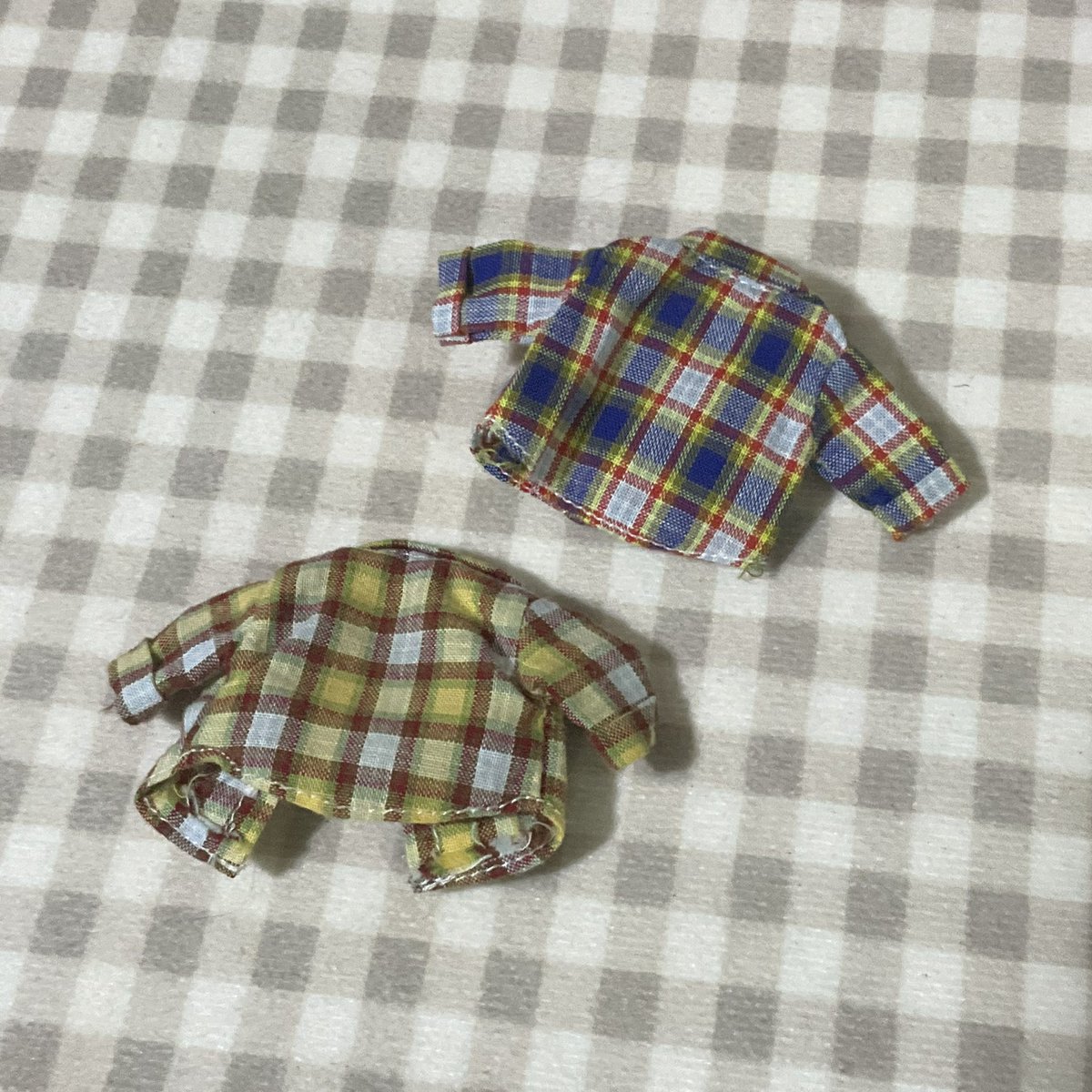 Lalallets's tweet photo. 🍡 Plaid Polo Longsleeves - ₱100 each https://t.co/XF9eKYjcHo