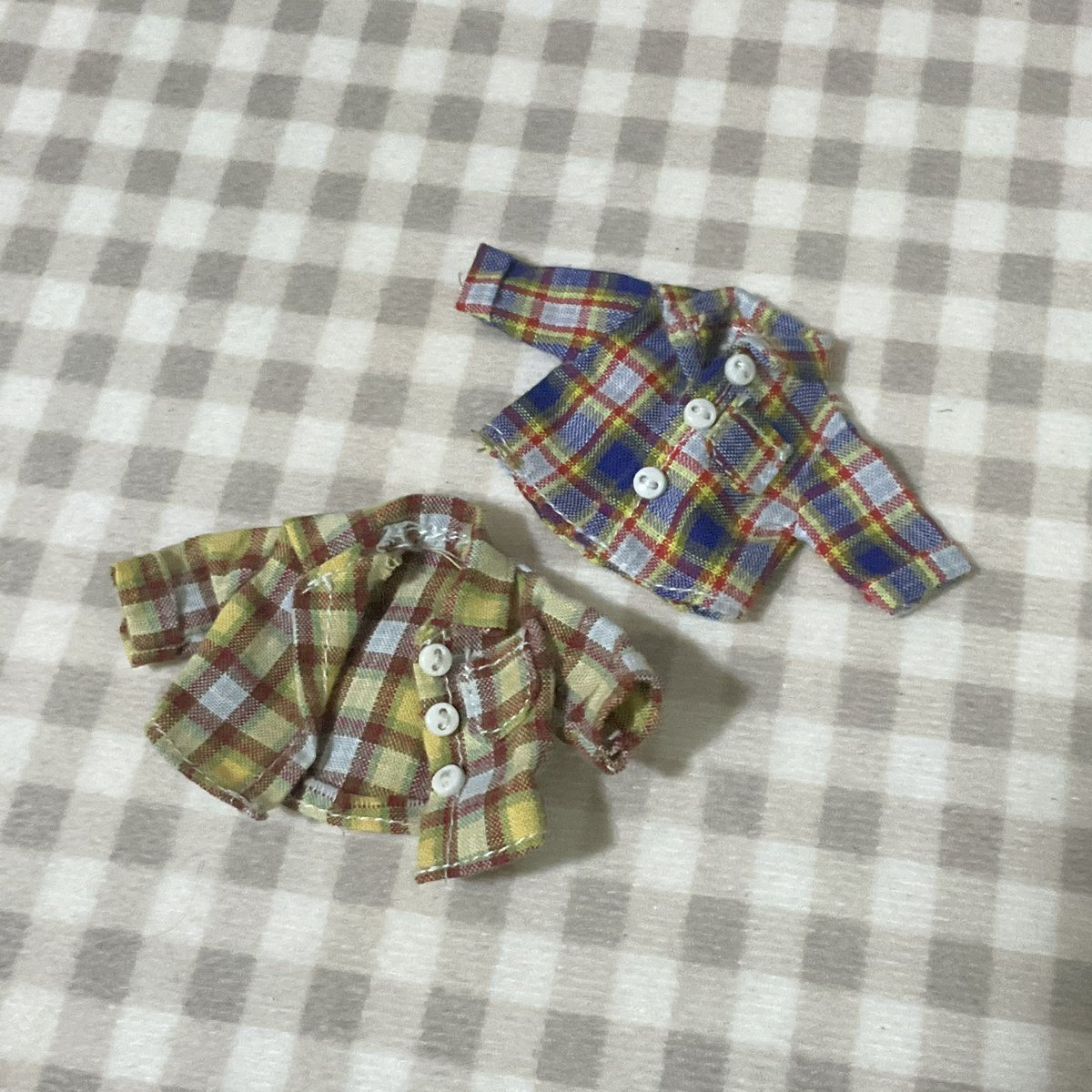 Lalallets's tweet photo. 🍡 Plaid Polo Longsleeves - ₱100 each https://t.co/XF9eKYjcHo