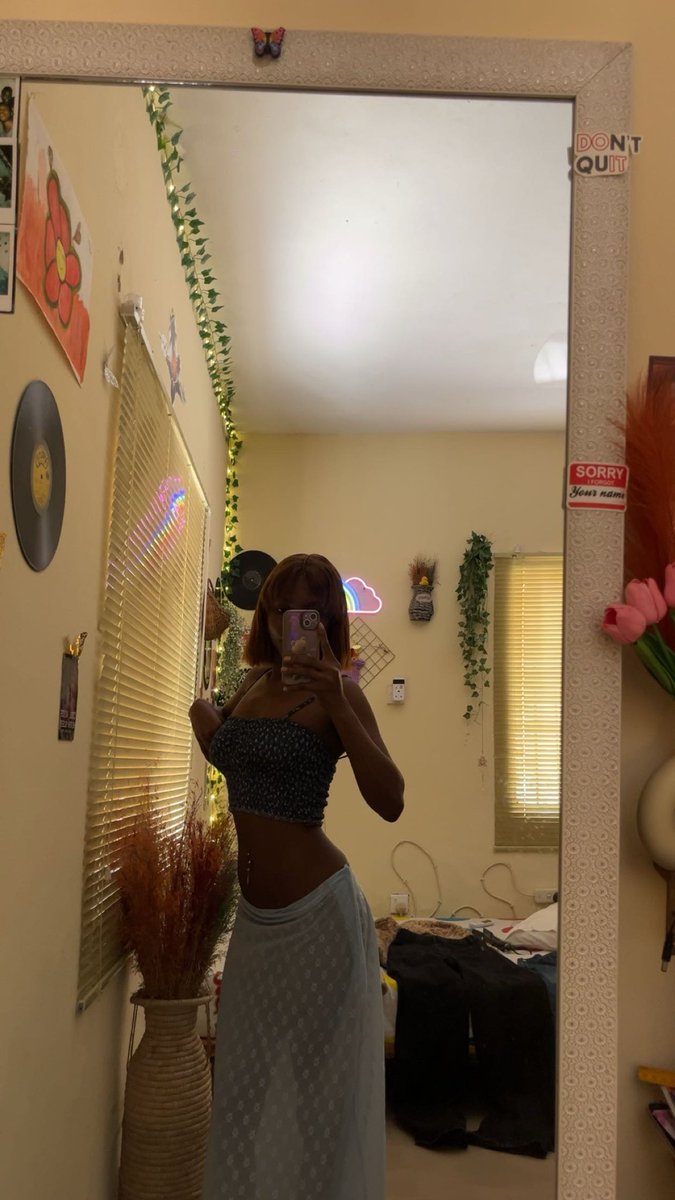 foabi_'s tweet photo. Feeling bonita🌻✨. https://t.co/r4g2TBc8TH