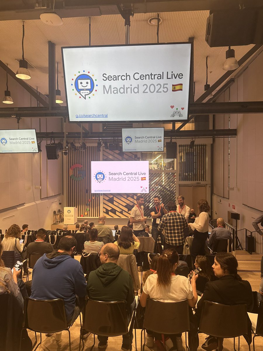 Comienza <a href="/googlesearchc/">Google Search Central</a> por primera vez en España ✌️👇👇