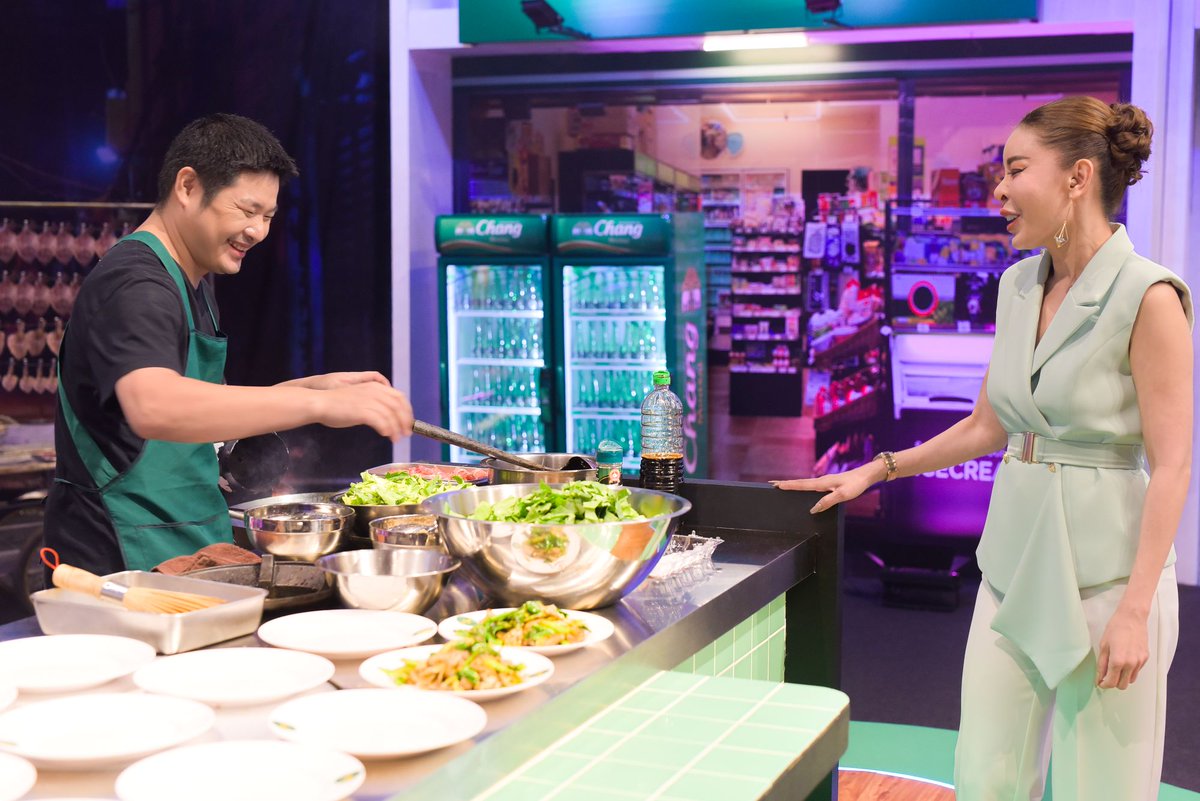 Ch7HD's tweet photo. ผัดซีอิ๊ว ! ประชันเมนูเด็ดจาก 4 ร้านดัง ช้อนทองคำที่สองจะเป็นของใคร ติดตามได้ใน #TheSpoon #ช้อนทองคำ 2025 Presented By น้ำแร่ธรรมชาติตราช้าง ศุกร์ที่ 11 เม.ย.นี้ เวลา 18.00 น. ทางช่อง 7HD https://t.co/GvCHChdAP1