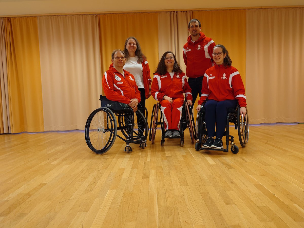 Trainingswochenende der Vienna Rolli Dancedream am Stubenbergsee
#ViennaRolli-Dancedream #worldparadancesport #paradancesport#paradancesportaustria #ÖsterreichischerBehindertensportverband paradancesportaustria.blogspot.com/2025/04/traini…