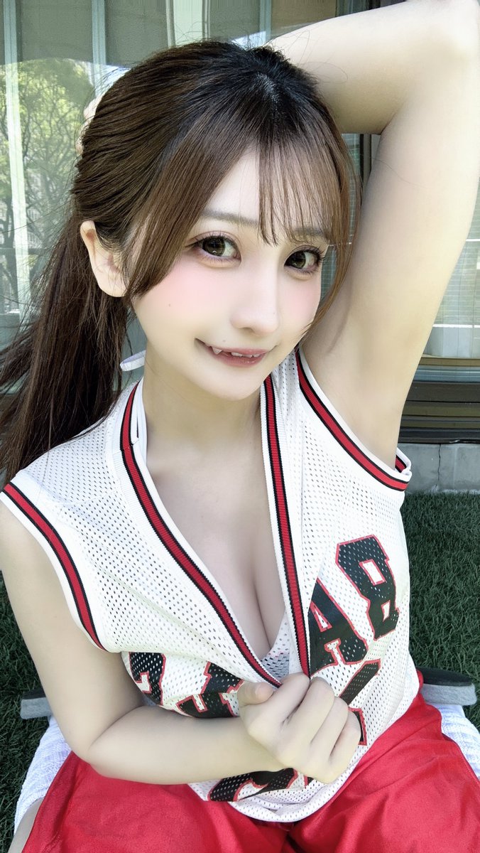#春の宿チェキ 撮ってきたよ～！✍🏻📄

衣装こんな感じです～！！✨️
合計5着、今回の宿チェキはお子様注意かもしれないです(,,. .,, )💭🏫

れいさんと青春を味わえるチェキを是非手に入れてください♡

販売のほう明日までですっ！！

https://t.co/IQfMGMoimg https://t.co/SSorkukL9N