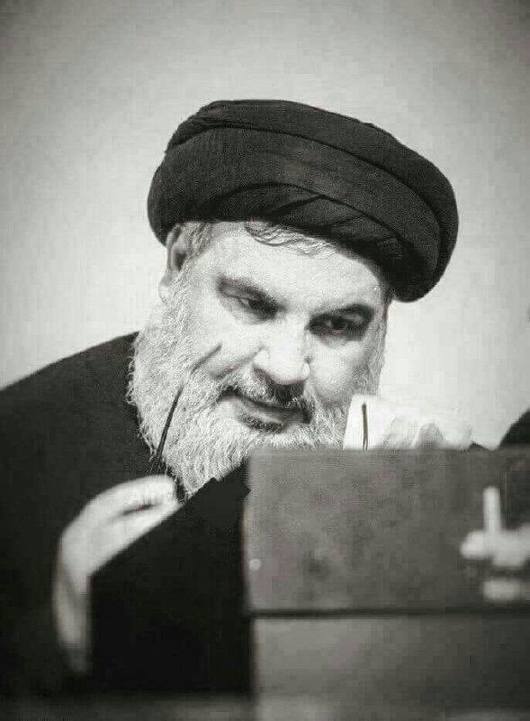 ahmedaliw2's tweet image. يا سماحة العشق ….مشتاقون جداً
#انا_علی_العهد_یا_نصرالله 💔