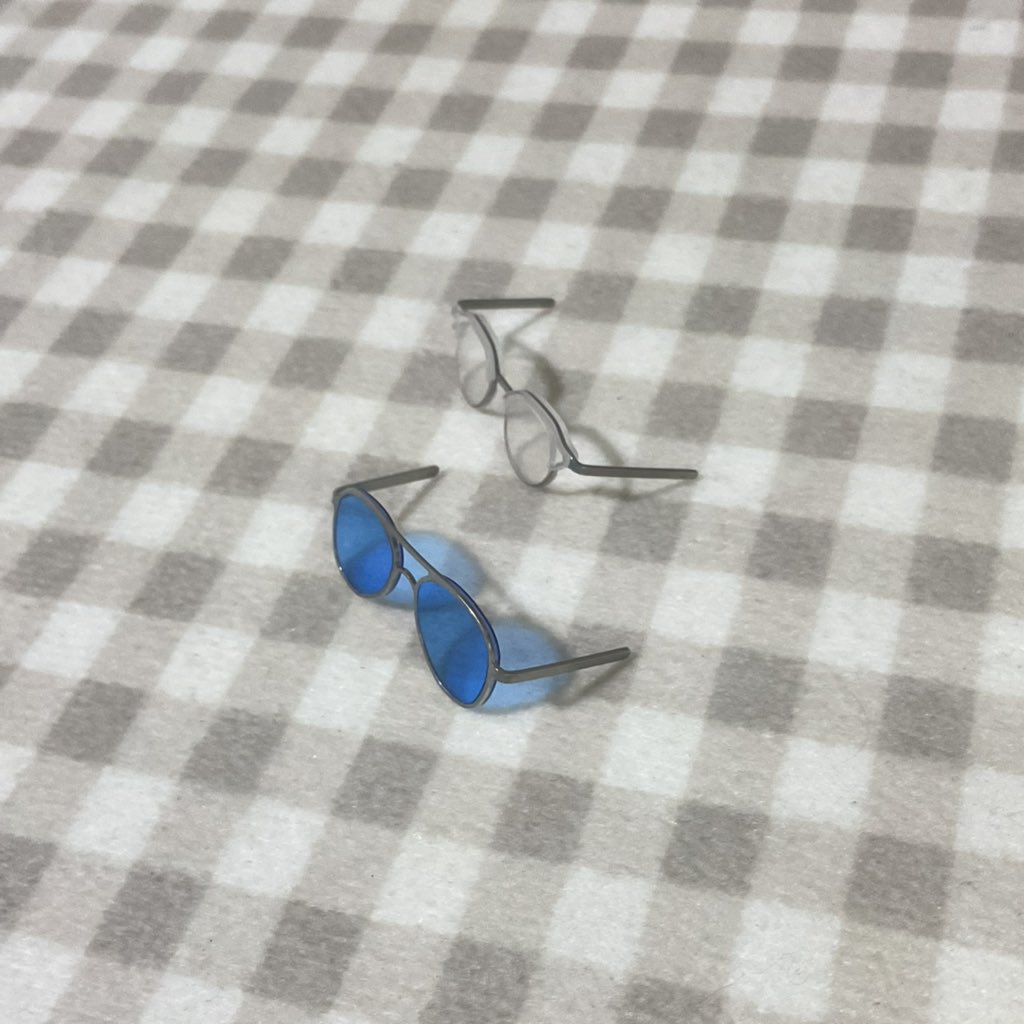 Lalallets's tweet photo. @/lnaglas glasses!
🍡 Blue aviators - ₱450
🍡 Transparents Glasses - ₱459 https://t.co/CLzJWOjSpN