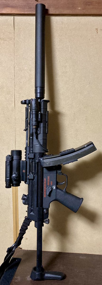 hunter096873571's tweet photo. さて本日ではなく昨日ですが、昨年末より密かに軍拡していたアレコレが、バッチリ仕上がりましたので、試験射撃を行いました。いずれも問題なく充実した1日になりました。 #サバゲーマーさんと繋がりたい #89式 #MP5 #UMP45 #AS03 https://t.co/em2wlbKGtO