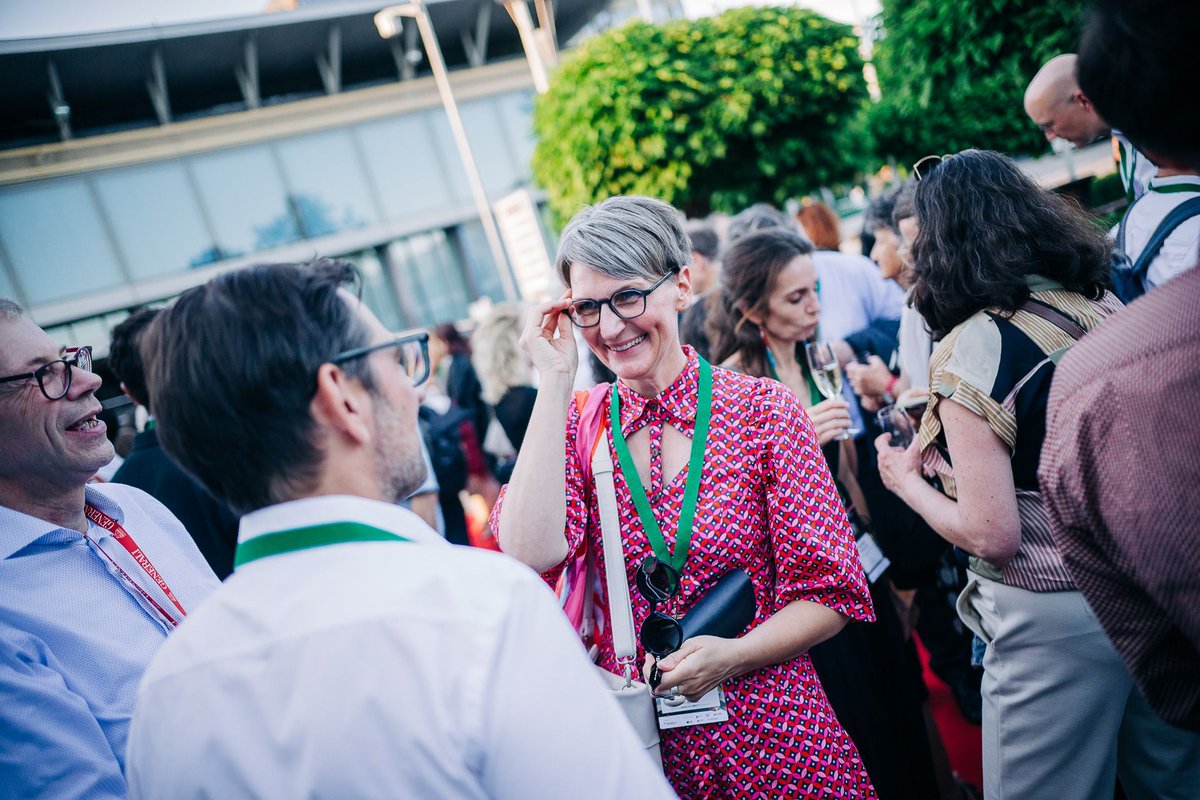 Only one week left until Early Bird sales end!

Take advantage of discounted ticket prices for 2025 Ecsite Conference and join us at Copernicus Science Centre from 3-5 June.

Register now 👉 buff.ly/YbdnU1p

#Ecsite2025 #SciComm