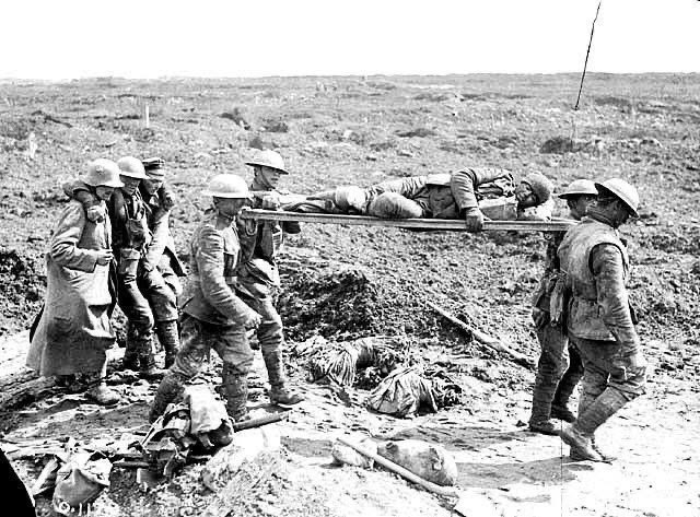 oldcanadaseries's tweet photo. 108 years ago this morning Canadian forces, including many from Toronto, began the battle on Vimy Ridge.  Over the following days the men would both perish in the thousands and defeat German forces. https://t.co/5jBchQhr04