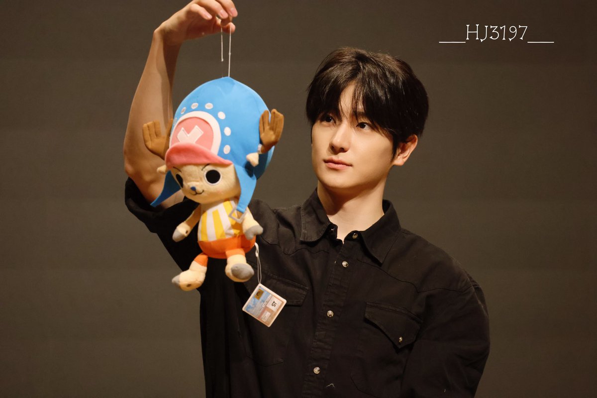 __HJ3197__'s tweet photo. 250406 JumpUP 점프업

#THEBOYZ #더보이즈 #HYUNJAE #현재 https://t.co/zGLkWqiiOG