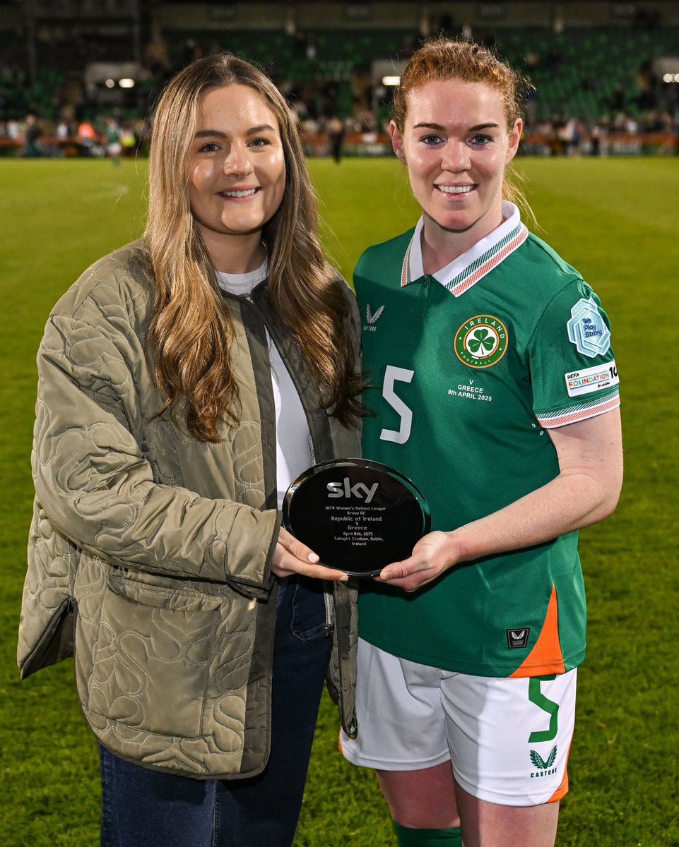ManUtdWomen's tweet image. TWO Player of the Match awards for our Reds last night 👏🏅

🇮🇪 @AoifeMannion_ 🤝 @SMiddletonPatel 🏴󠁧󠁢󠁷󠁬󠁳󠁿

#MUWomen