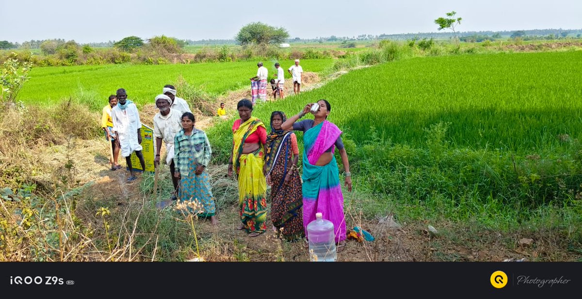 MGNREGADAVANGE1's tweet photo. ☀️ ಬೇಸಿಗೆ ಬಿಸಿಲಿನಲ್ಲಿ ಕಾರ್ಮಿಕರ ರಕ್ಷಣೆ ನಮ್ಮ ಆದ್ಯತೆ! 💧🩹🌳

ಈ ಸೌಲಭ್ಯಗಳು ಕೇವಲ ಸೌಲಭ್ಯವಲ್ಲ – ಕಾರ್ಮಿಕರ ಆರೋಗ್ಯ, ಗೌರವ ಮತ್ತು ಹಕ್ಕುಗಳ ಪ್ರತೀಕ! 🙌

📣 ಸುರಕ್ಷಿತ ಪರಿಸರ ನಿರ್ಮಾಣ ನಮ್ಮ ಜವಾಬ್ದಾರಿ!

#MGNREGA #SummerSafety #LaborWelfare #WorkWithDignity #RuralDevelopment #ಸಮೃದ್ಧಿಗ್ರಾಮ #NammaGrama https://t.co/5xWcx34Nkp