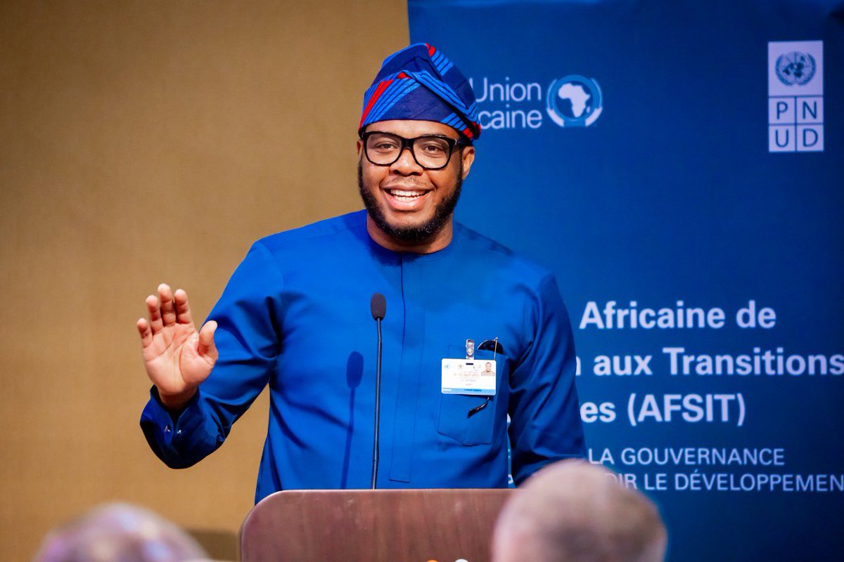 UNDPAfrica's tweet photo. At our #AFSIT side event, @jmartyns emphasized that transition support is a means to an end.

The goal remains to build robust governance as a foundation for restoring institutional legitimacy and delivering effective public services.

#InclusiveTransitions https://t.co/YE4TamujQh