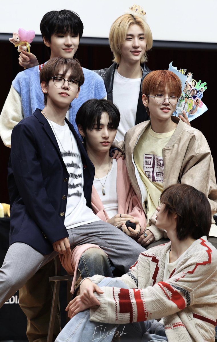 EllieBsh_'s tweet photo. ㅋㅋㅋㅋㅋㅋㅋㅋㅋㅋㅋㅋㅋ

#SUNGHO #김운학 #태산 #RIWOO 
#BOYNEXTDOOR #명재현 #이한
#보이넥스트도어 https://t.co/nFz1iiwlpt