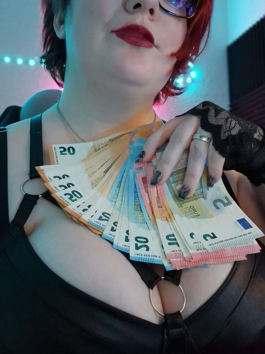 Madame Eve tweet media