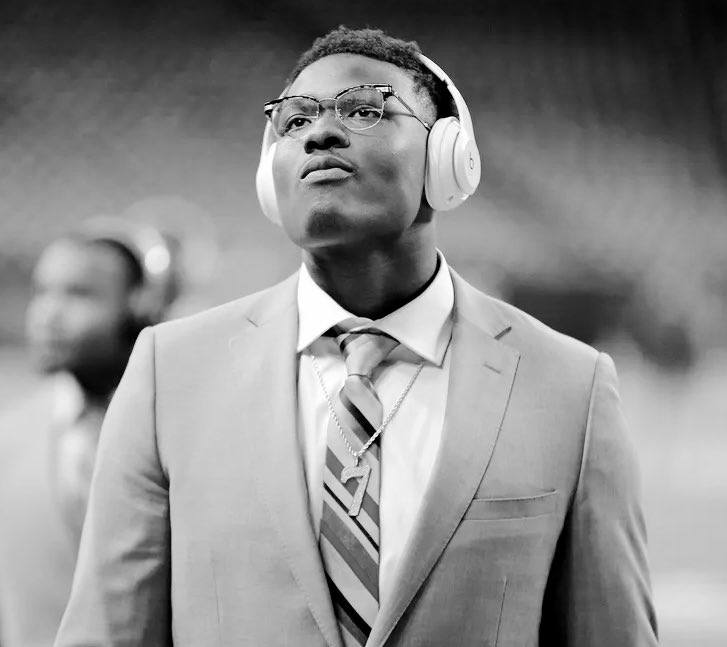 theblockspot's tweet photo. Exactly 3 years ago, the amazing Dwayne Haskins was tragically taken from us.

A beautiful human. Gone way too soon.

May he continue to Rest In Peace. ❤️ https://t.co/XRjkDaiuIS