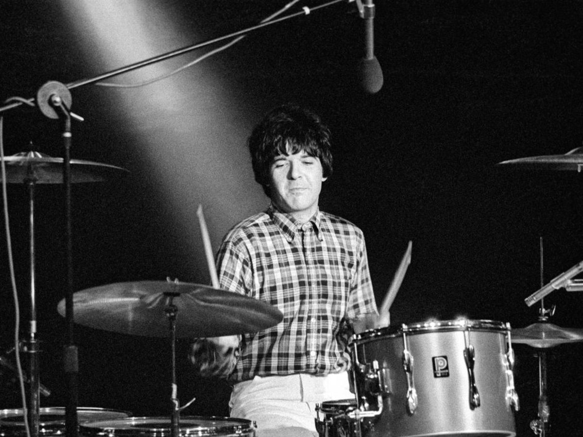 [sic] Magazine tweet media