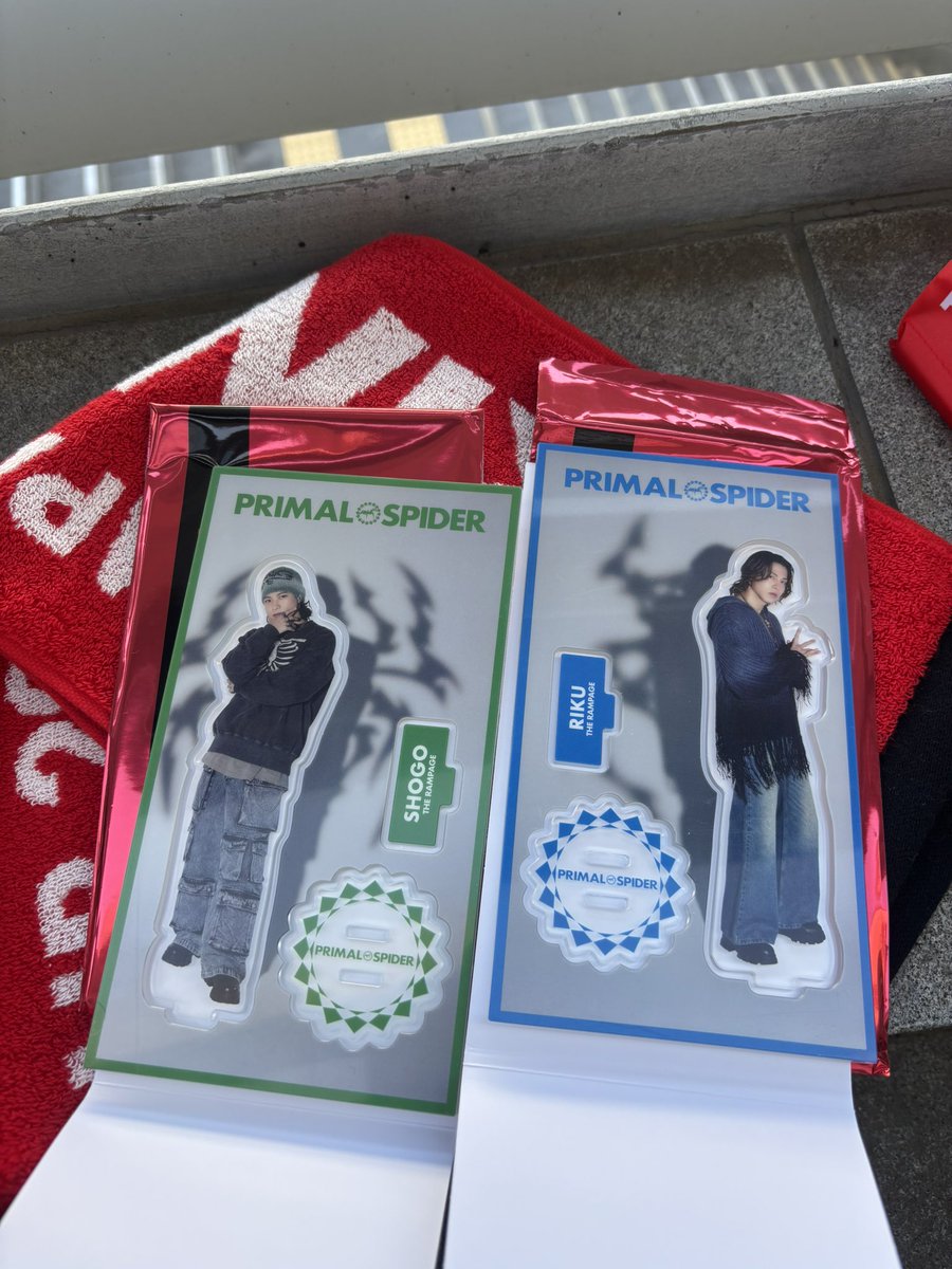knn24_11's tweet photo. THE RAMPAGE LIVE TOUR 2025
PRIMAL SPIDER ランペグッズ 交換

譲：LIKIYA フォトカ
　　RIKU アクスタ、フォトカ
　　岩谷翔吾 アクスタ

求：藤原樹 吉野北人
　　定価買取

4/9(水)たまアリ現地にて交換可能な方お気軽にご連絡ください🙇‍♀️
現地交換難しければ郵送も可能です🙇‍♀️ https://t.co/kDKUMUS9UK