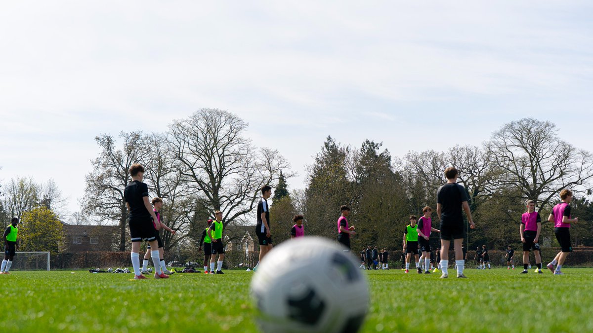 OaklandsWolves's tweet image. Football trials ✅

Thank you to everyone who came along to our trials! Keep an eye out for more academy details 👀

#football #trials #academy #oaklandswolves