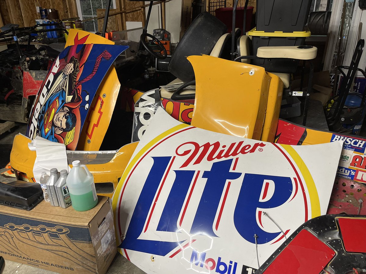 DaleYontz's tweet photo. @DaleJr are you interested in this Superman Hood? https://t.co/zez2f3SA0d