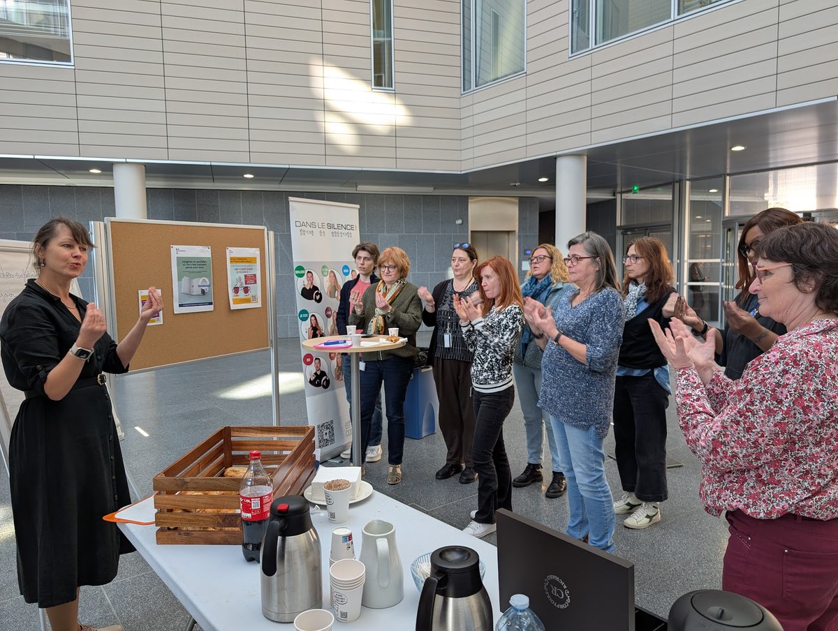 Animation de sensibilisation au handicap avec notre "Café dans le silence" au Rectorat de Paris. 

#sensibilisationhandicap #events #evenementiel  #cafedanslesilence  #handicap