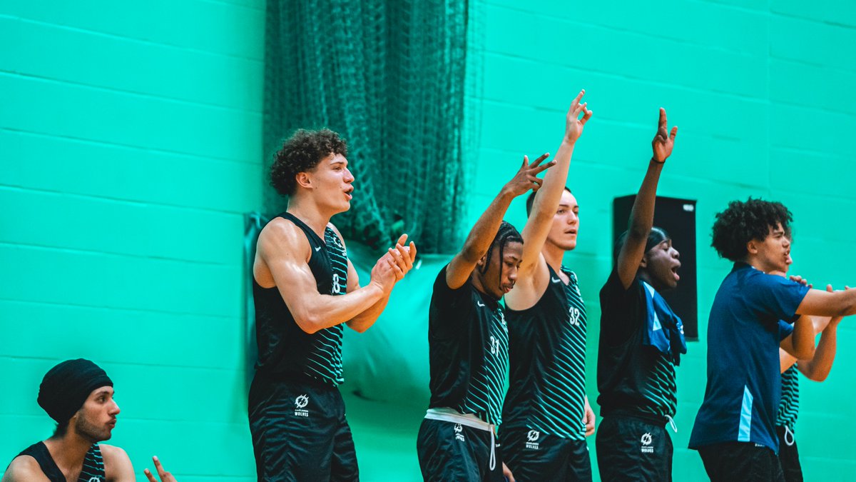 OaklandsWolves's tweet image. Some of our favourite shots of our basketball academy in action at AOC Nationals last weekend 👀🏀

which one is your favourite?