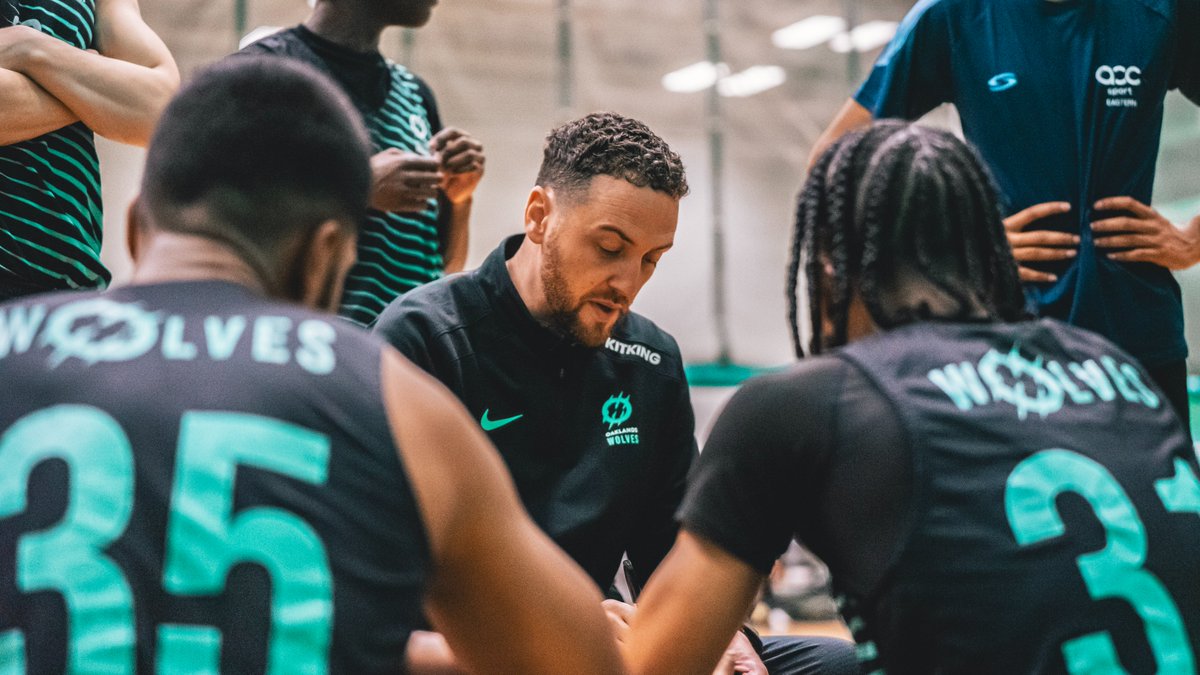 OaklandsWolves's tweet image. Some of our favourite shots of our basketball academy in action at AOC Nationals last weekend 👀🏀

which one is your favourite?