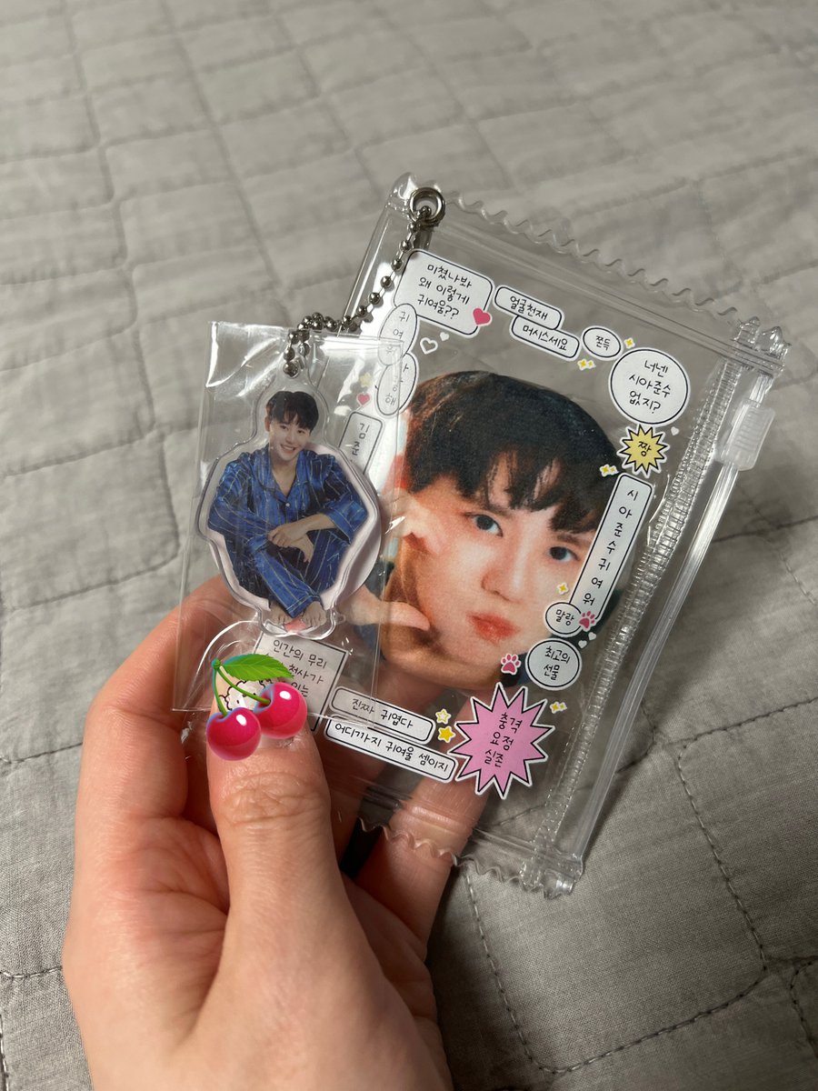 🩷캔뱃지 포토카드 파우치 공구🩷
오픈일: 4/12
가격: 개당 2,130원
수량 제한: 10개
총 수량: 130개

폼 확인 해보시고 문의 있으시면 디엠 주세요!

🔗: witchform.com/deposit_form.p…