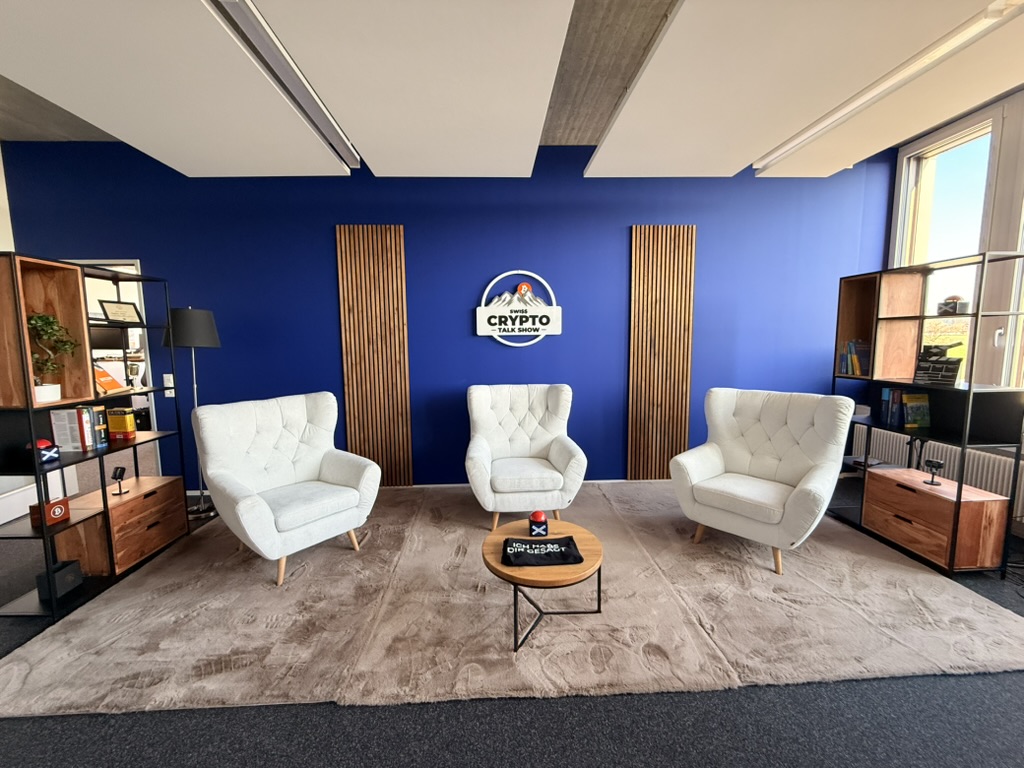 JayWave - Trading tweet media