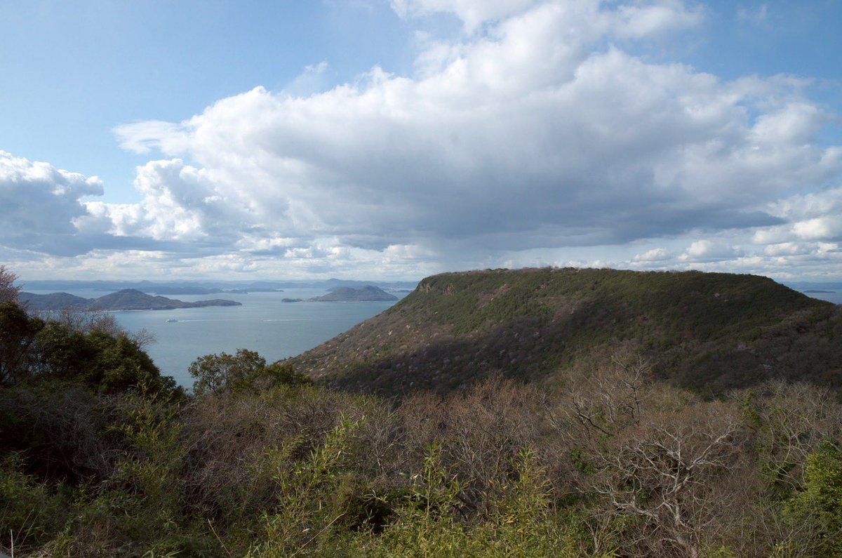 merumoci's tweet photo. #屋島 https://t.co/FZOHPodb6C
