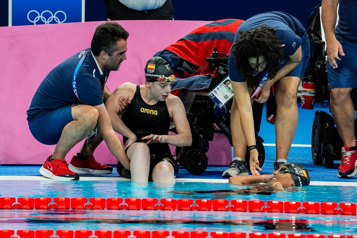 🏊‍♂️¿Sabías que en la natación adaptada no todos los nadadores salen desde el poyete?

Dependiendo de la discapacidad unos comienzan en el agua y otros desde una posición sentada

La salida se adapta para asegurar igualdad de condiciones

Toda la natación en sipuedes.tv