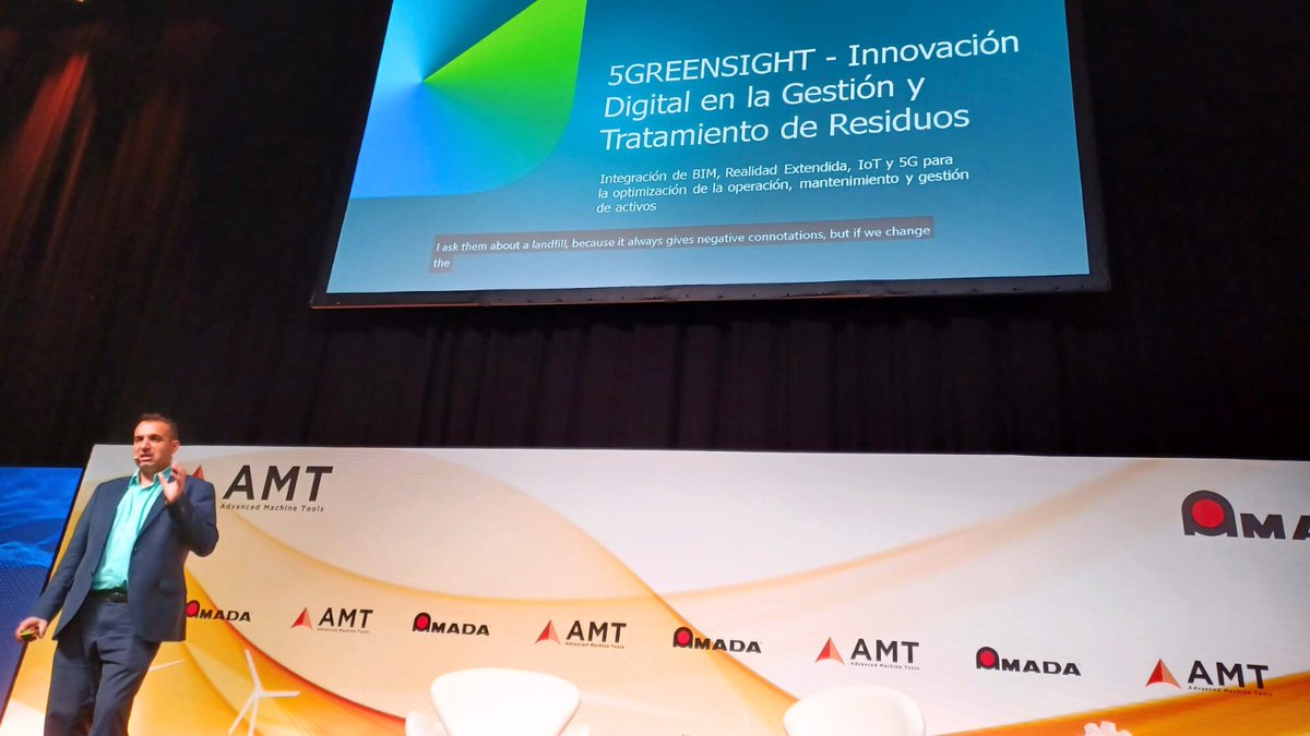AdvanFactories's tweet photo. 🌍 Digitalización y realidad extendida en residuos
📍 Auditorium #AMADA

Juan Gázquez, de @PreZero_ES, nos explica el gran nivel de #digitalización implementado en su planta de la Zona Franca (Barcelona) para mejorar la gestión de residuos industriales.

#AF2025 #GreenTechSummit https://t.co/JmdAmI2esI