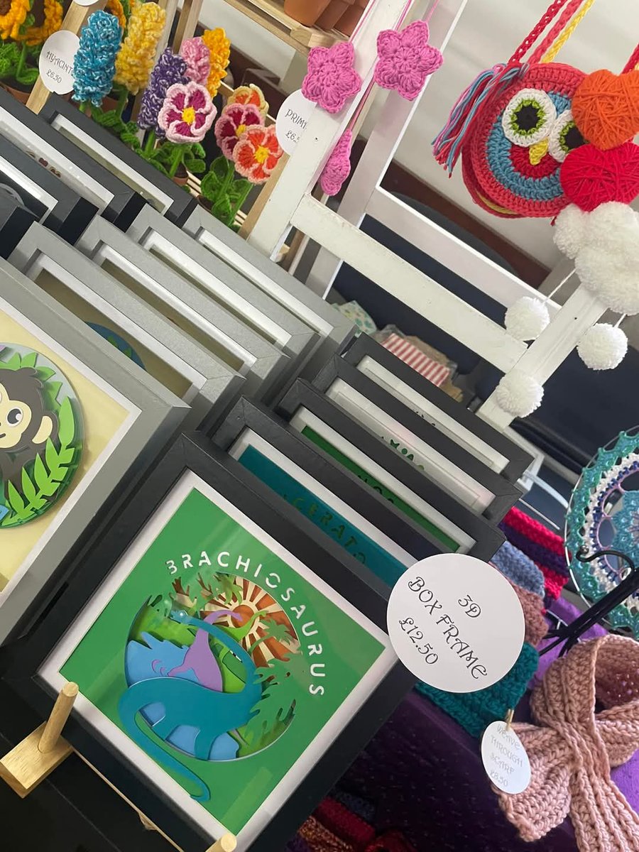 FarsleyMarket's tweet photo. Our profile for April depicts #TrinityCrafts table. A regular at Farsley and Pudsey monthly markets who works in #papercraft #needlecraft and #crochet
In spring/summer her easy-care crochet flower choices increase so that there's something to suit everyone's indoor garden! https://t.co/L2hfsASDws
