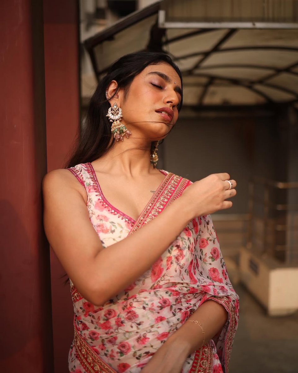cinema_claps's tweet photo. #PriyaPrakashVarrier in #GBU 

#priyaprakash #GoodBadUgly #GoodBadUglyFromApril10 #GoodBadUglyFDFS #GoodBadUglyBookings #goodbaduglytickets @priyapvarrier https://t.co/IIpxuCu9Pd