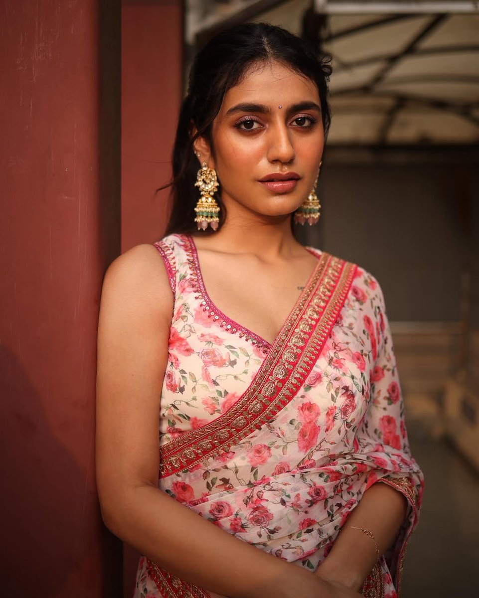 cinema_claps's tweet photo. #PriyaPrakashVarrier in #GBU 

#priyaprakash #GoodBadUgly #GoodBadUglyFromApril10 #GoodBadUglyFDFS #GoodBadUglyBookings #goodbaduglytickets @priyapvarrier https://t.co/IIpxuCu9Pd
