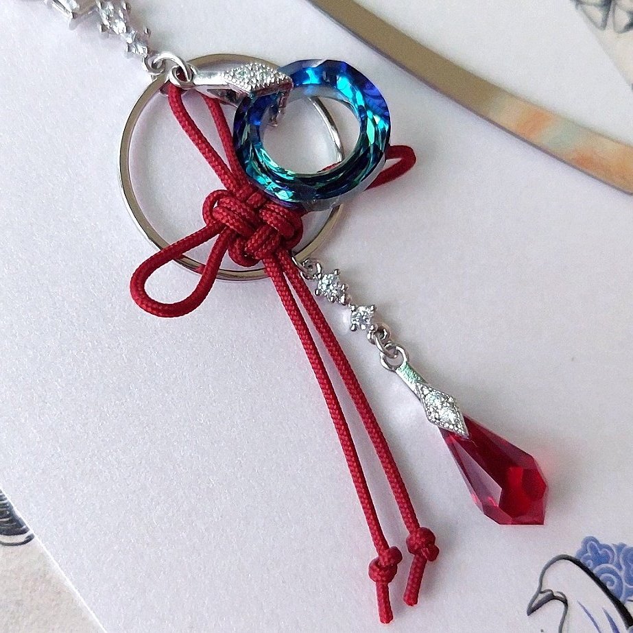 신청자님의 1차 캐릭터 페어를 테마로 책갈피 커미션을 완료했습니다.