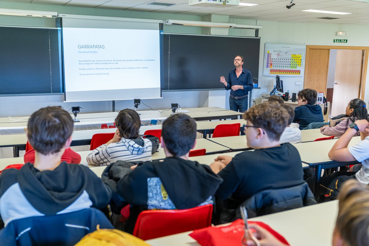 📢| Unos 300 chicos y chicas del Programa #URTalent han participado en las jornadas y talleres organizados por el Proyecto ARTESIS, de Campus Iberus, que muestra el potencial del cómic para la divulgación científica
<a href="/CampusIberus/">Campus Iberus</a> <a href="/FECYT_Ciencia/">FECYT</a> #unizar #INMA

➕Info👇