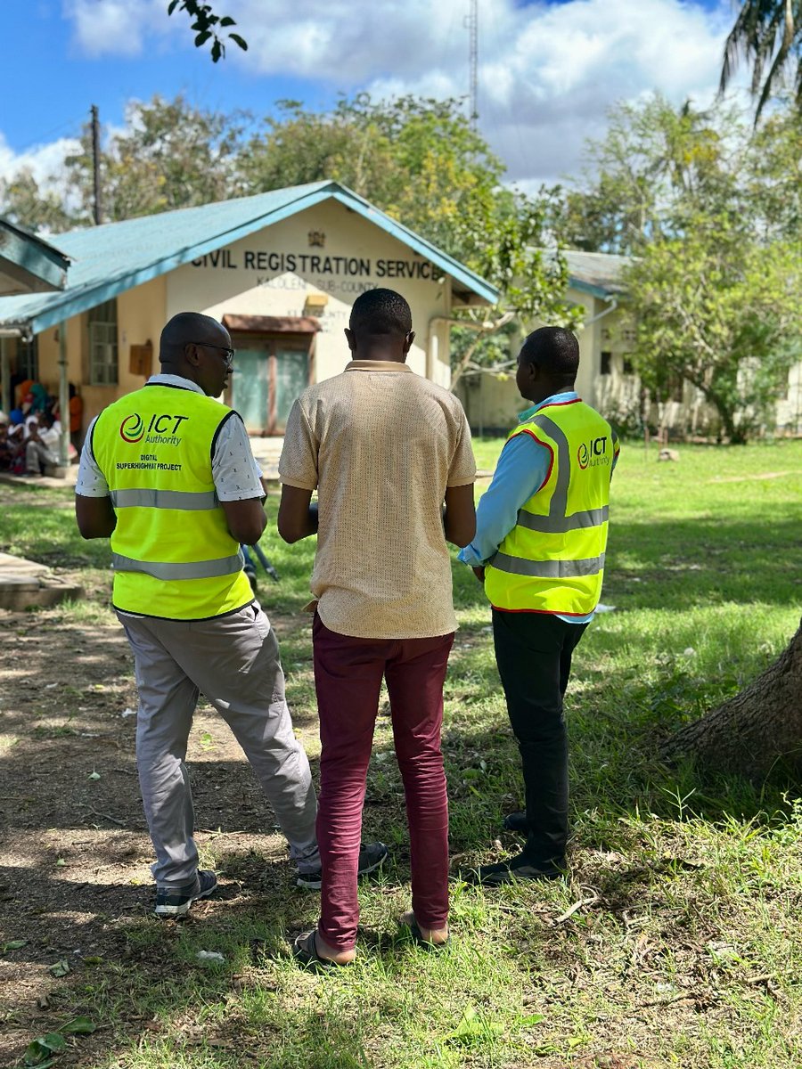 ICTAuthorityKE's tweet photo. The Digital Superhighway (DSH) initiative is revolutionizing Kenya, bringing transformative changes to local communities by improving internet connectivity, enhancing access to government services, and fostering economic opportunities. As a key pillar of the BETA Plan, this https://t.co/GkDimtJRby