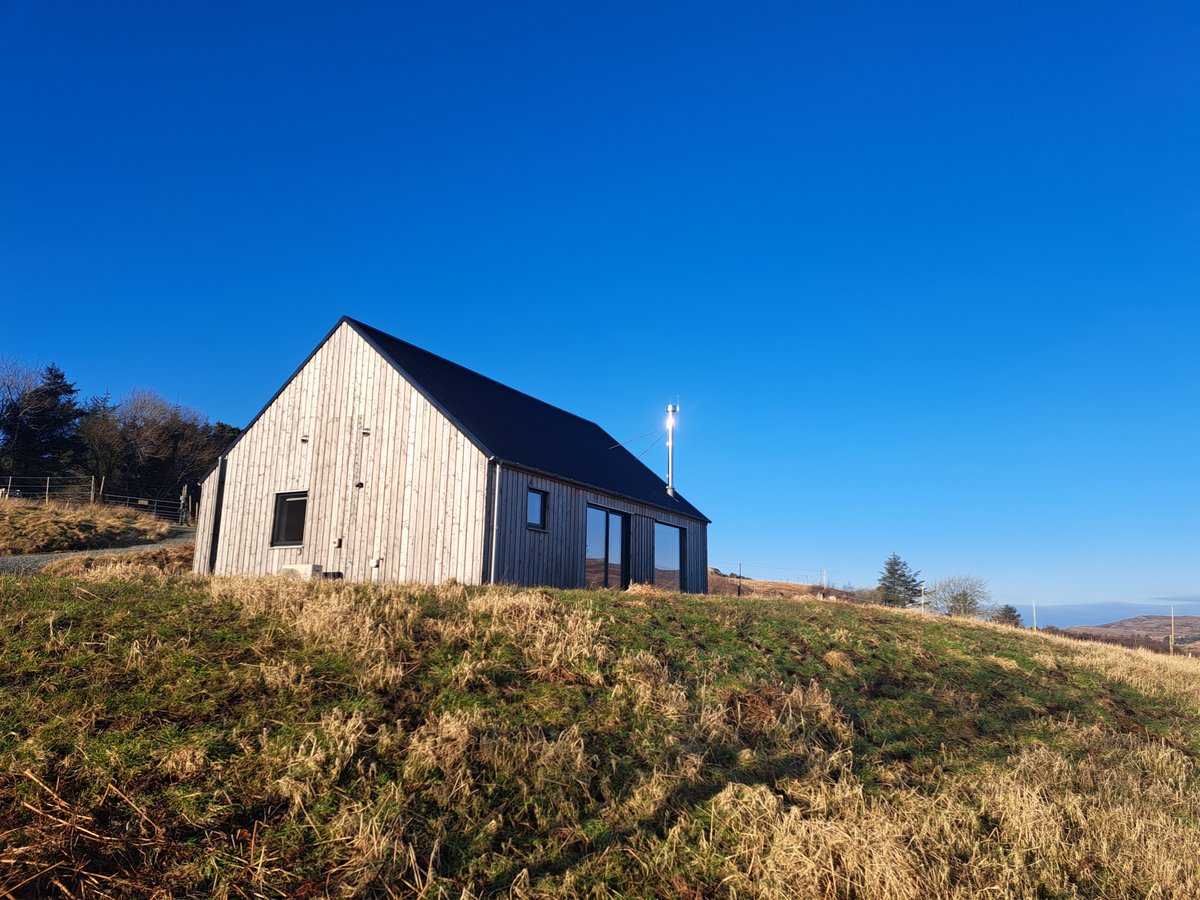 uniquecottages's tweet photo. Looking for a last-minute Easter story? Think  gardens, wild coastal walks, and  cottages that feel like home – we’ve got Easter in Scotland wrapped up. DM for press info. #ScottishEscape #EasterBreak https://t.co/YjN8vSs0SW