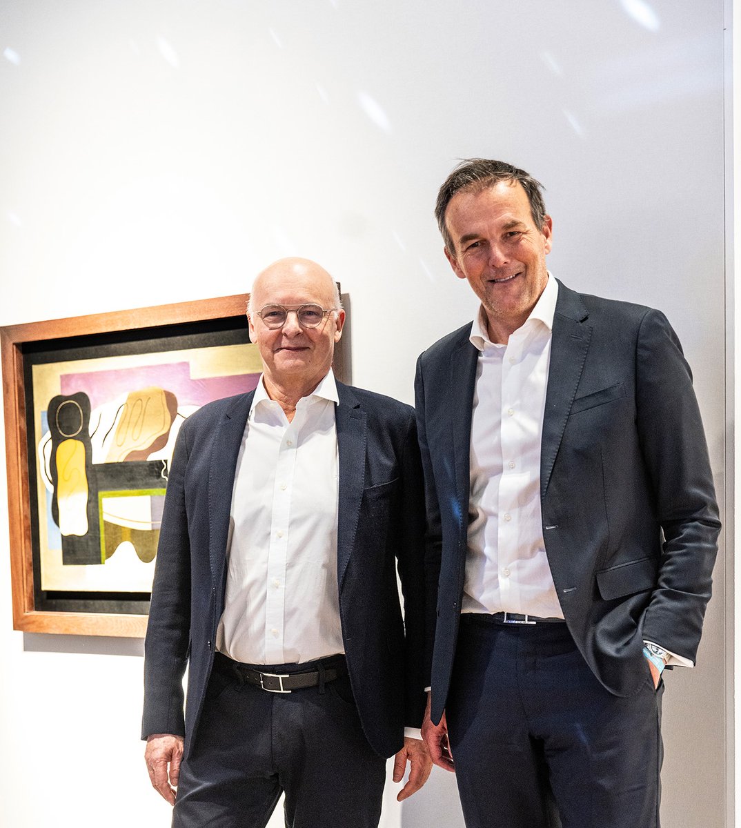 LeCercleWealth's tweet photo. #ArtParis 2025 : #BNPParibasBanquePrivée a privatisé le @GrandPalaisRmn pour offrir à ses clients et prospects une expérience unique :

Sous la grande verrière, plus de 170 galeries et des performances étonnantes imaginées par les artistes du collectif #POUSH

📸 © @ThomasBehuret https://t.co/7JJRWK5IHc