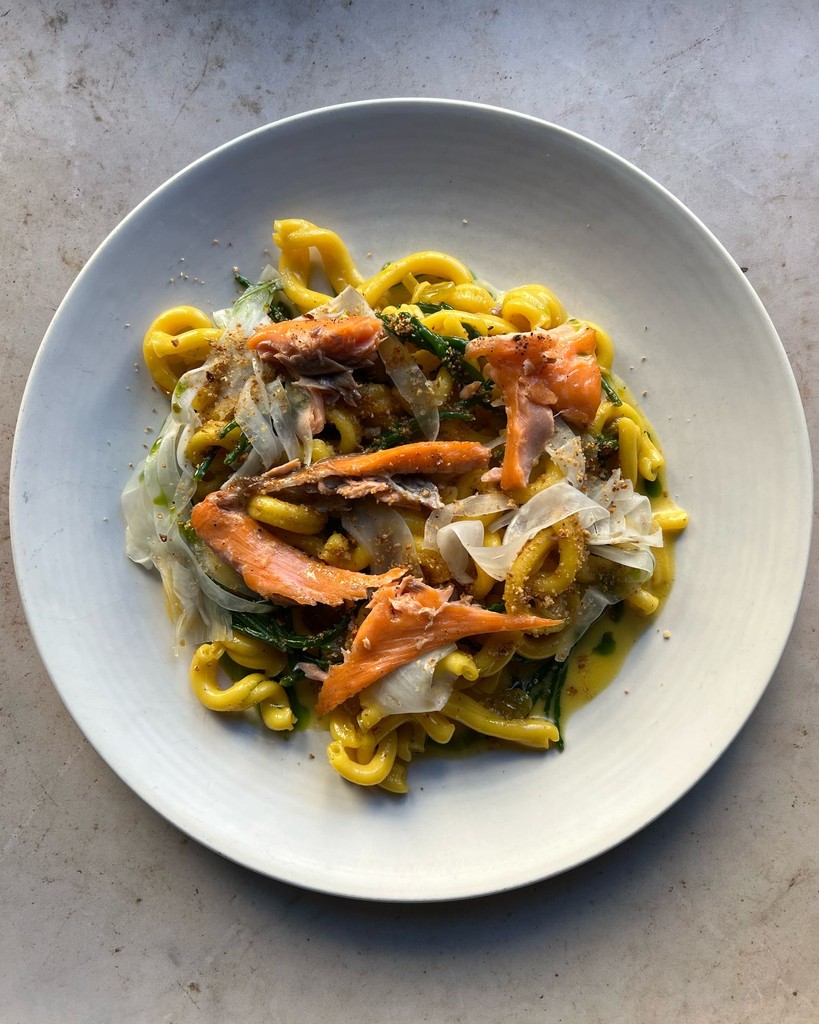 CinCinUK's tweet photo. Strozzapreti, flaked sea trout, saffron, samphire, golden sultana &amp; pickled fennel

New for April https://t.co/Etg9WPYXbV
