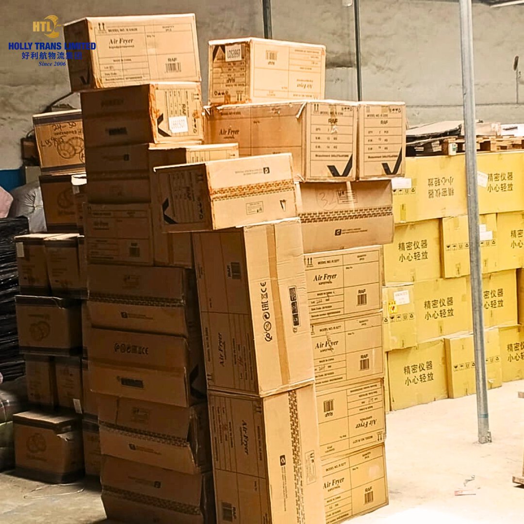 Hollytransnig's tweet image. Ensuring safe and efficient cargo offloading and storage is our top priority! Our expert team handles every shipment with care, from arrival to departure. Trust us to store your cargo securely and get it to its destination on time.

#CargoOffloading #StorageSolutions