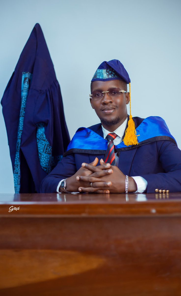 Blackwonderr's tweet photo. ✅BSc. Mass Communication (First Class Upper)
✅CGPA: 4.41 / 5.0
✅3rd Best in Dept | Top 10 in Faculty
✅BBC Guest Producer
✅2nd Runner-up, ARCON Pitch (2nd Ed.)

#LASU28thConvocation #Graduate https://t.co/6DEErNJrqj