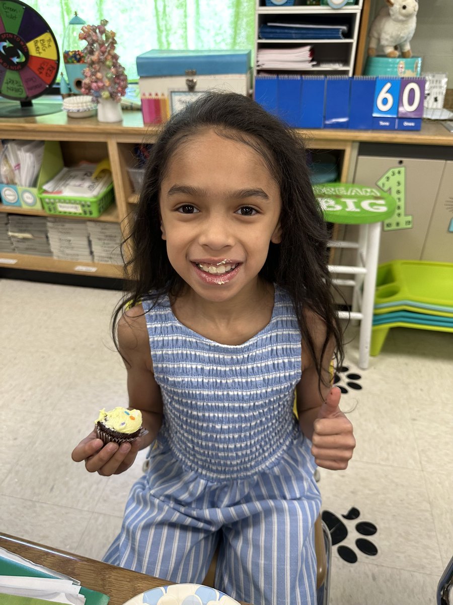 A very Happy Birthday to this special girl! Thank you so much for sharing a yummy birthday treat with us! 🧁🎂 We hope your birthday is as special as you are! 🎉🎉🎉🎉🎉🎉🎉🎉🎉🎉🎉🎉