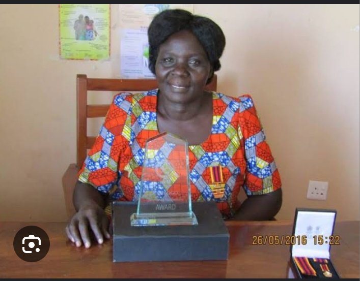 yospaceuganda's tweet photo. This week, we celebrate Joyce Nangobi, a fearless grassroots leader and founder of the Slum Women’s Initiative for Development @slum_for in Uganda. Since 2003, Joyce has been empowering women to fight corruption and defend their rights, especially...(1)
#YoSpaceUg https://t.co/eRMtrsvysv