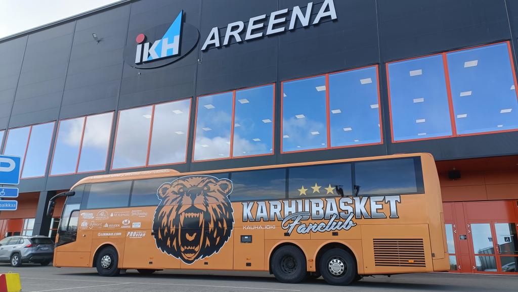 29hlöä lähti klo 11.00 kohti Joensuuta ja siellä Motonet Areenaa. 

<a href="/Karhubasket/">Karhubasket</a> <a href="/KB_FanClub/">Karhubasket Fanclub</a> <a href="/KatajaBasket/">Kataja Basket</a>