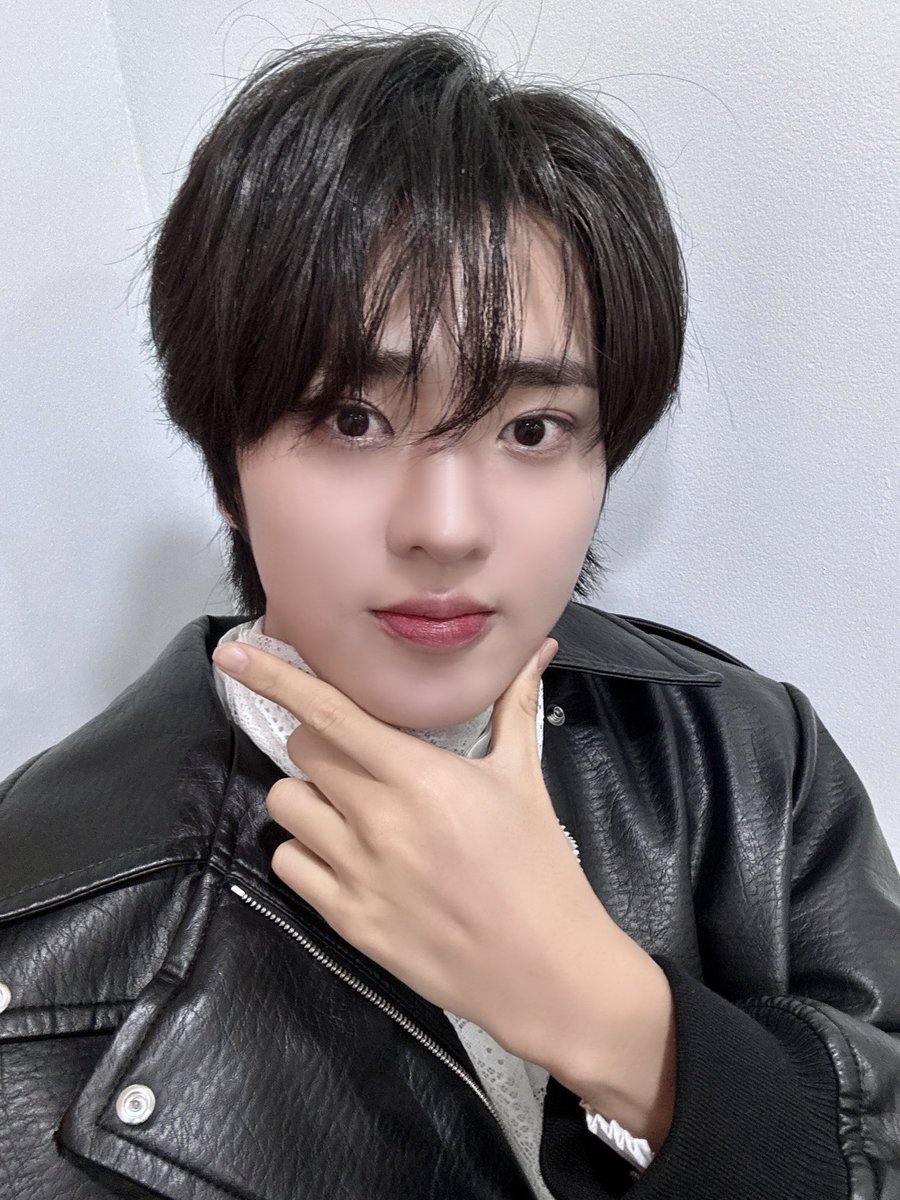 TPST__official's tweet photo. [📸TEMPIC]

25.04.09 #쇼챔피언

🖤오늘의 템페스트🤍

#TEMPEST #템페스트
#한빈 #형섭 #혁 #은찬 #LEW #태래
#RE_Full_of_Youth #Unfreeze 
#TPST_Unfreeze 
#SHOWCHAMPION https://t.co/XfIN3U6Kyx