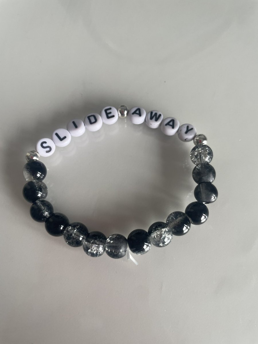 rnrstarz's tweet image. Selling this bracelets on my website!!
Let me know what other ones I should do :)
Check them out here: hystiera-brand.myshopify.com