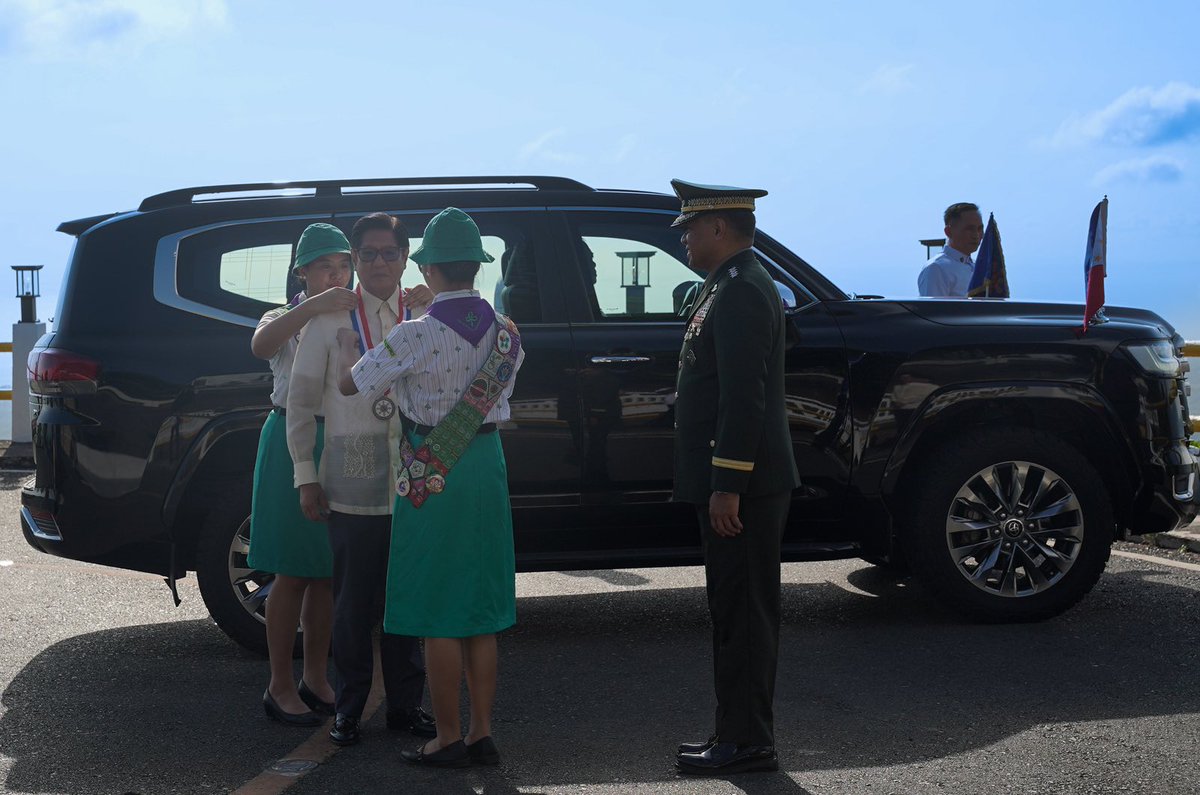 AFP Calls for Collective Action Toward Nation-Building on 83rd Araw ng Kagitingan

The Armed Forces of the Philippines (AFP) joined the nation in commemorating the 83rd Araw ng Kagitingan (Day of Valor) on April 9 at the historic Mt. Samat National Shrine in Pilar, Bataan. The